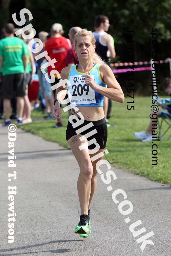 Senior Womens and Mens V50 2021 NECAA Road Relay Champs., Hetton Lyon Country Park, Hetton le Hole, County Durham. Photo: David T. Hewitson/Sports for All Pics